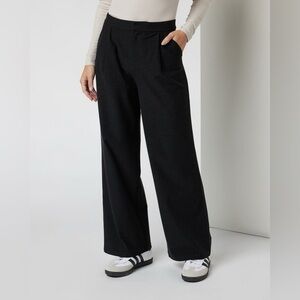 Vuori Black Wide-Leg Pants